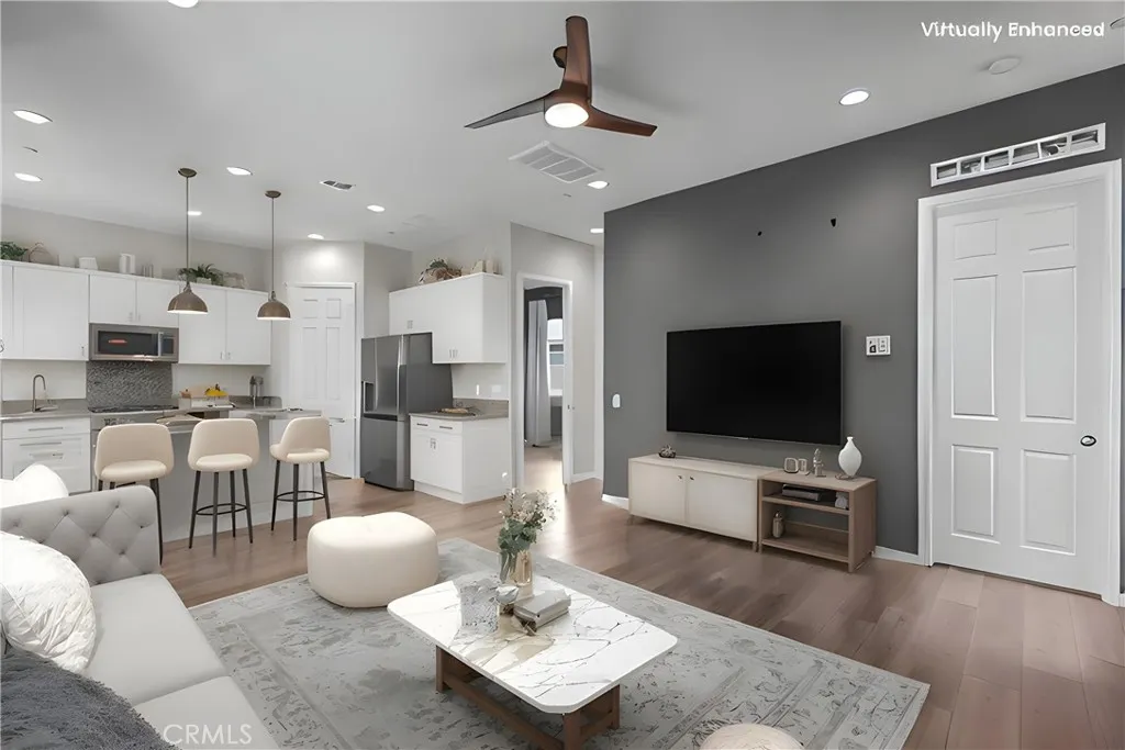 27422 Pioneer Court, Valencia, California 91381 home-pic-8